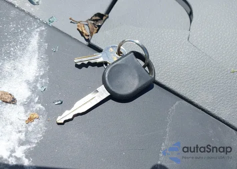 2005 Ford F-150 Stx/Xl/Xlt from USA, damaged, VIN 1FTRF12W05NB21487